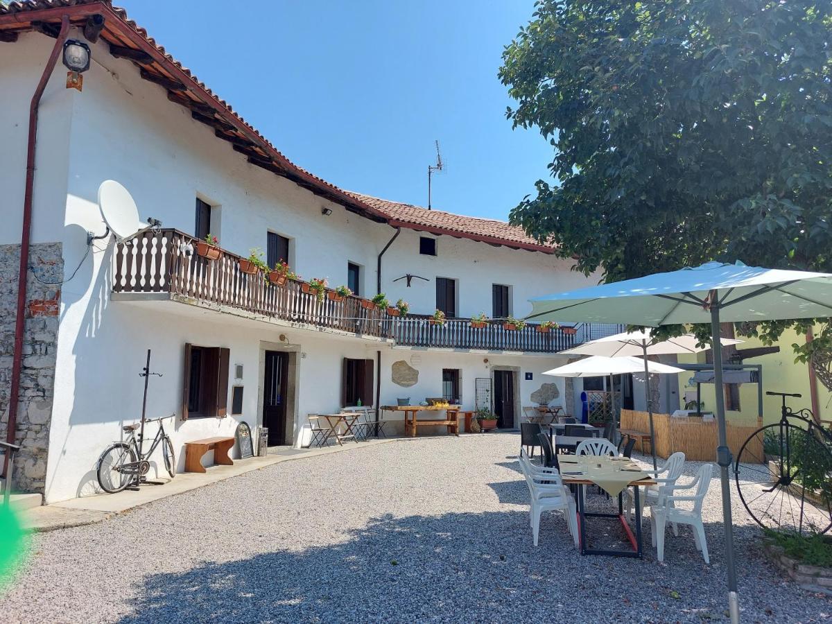 Fragole E Menta Hotel Attimis Exterior photo